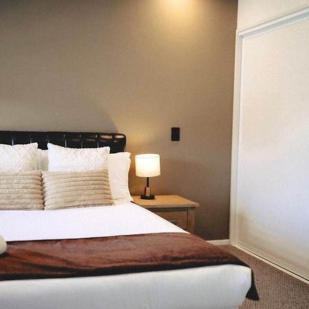 Cbd Contemporary Comfort Townhouse 2 Bed 2Bath Christchurch Eksteriør billede