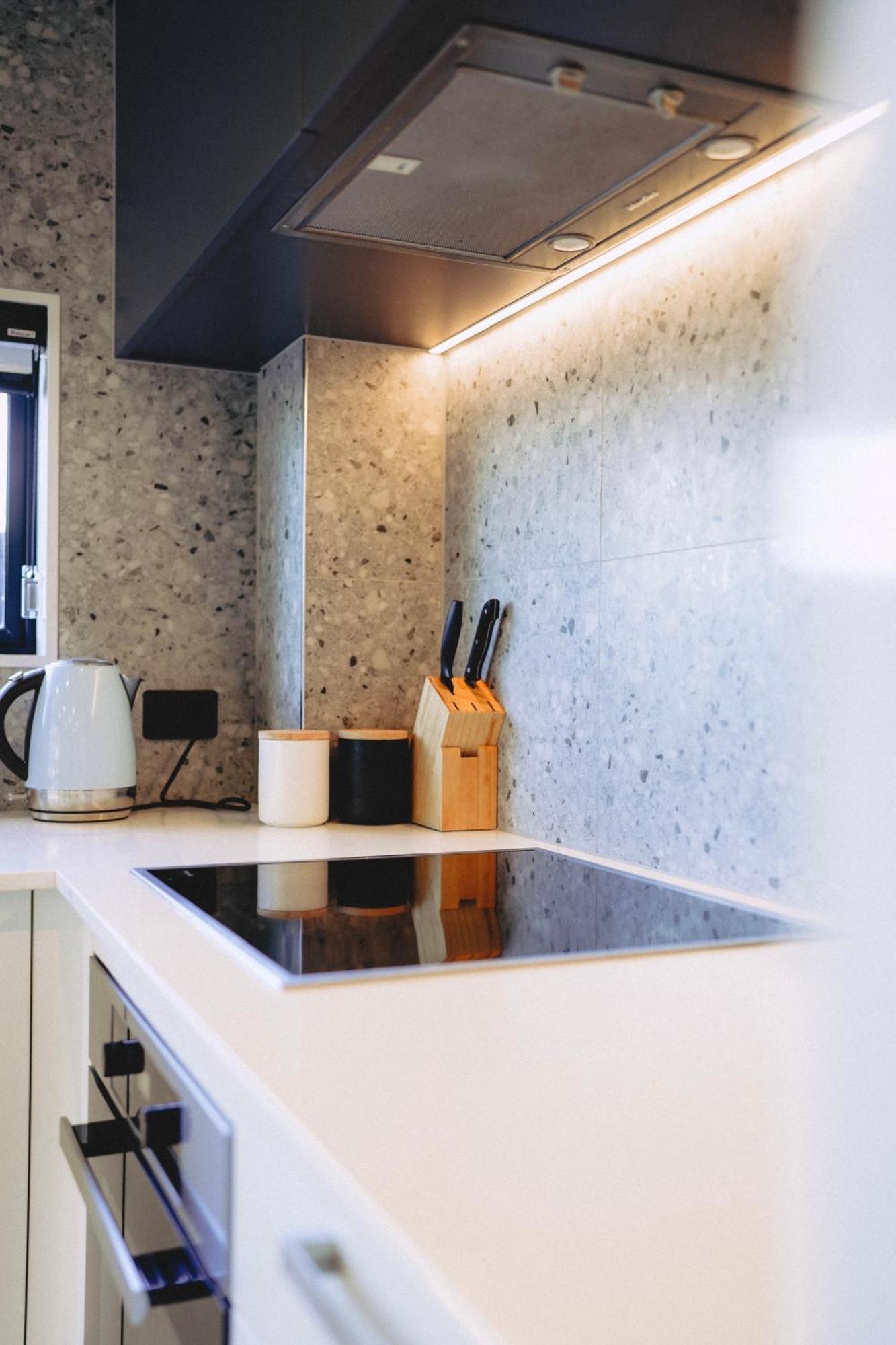 Cbd Contemporary Comfort Townhouse 2 Bed 2Bath Christchurch Eksteriør billede
